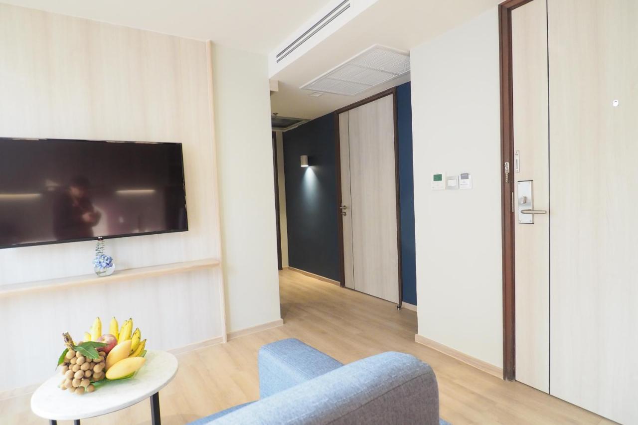 The Quarter Phromphong By Uhg Hotel Bangkok Exterior foto